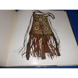 The living arts of Nigeria. Photographs by Peccinot. Illustrated...