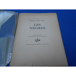 Les Nègres. Texte espagnol et traduction par Guy Lévis MANO....